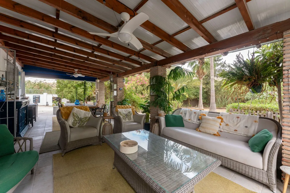 5716e145-f103-4073-b76e-fa667f79994b