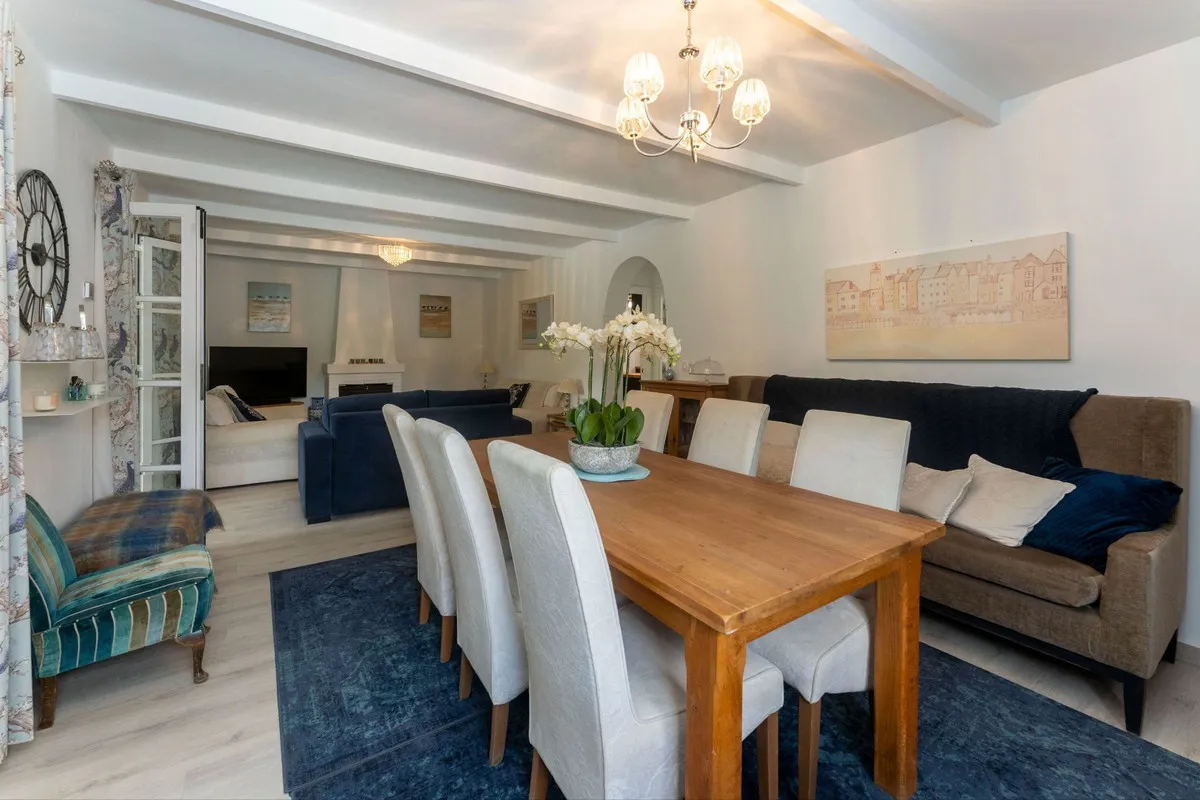 d6b63ee3-a0c7-434a-9069-b69c2aeffdd5