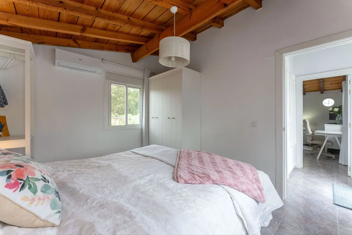 de2664d8-245a-4e1a-92c5-97839503d3e2