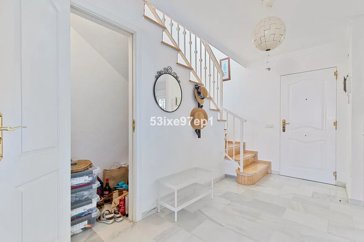 2a8e4695-13f0-4107-bded-67f5b8572e84