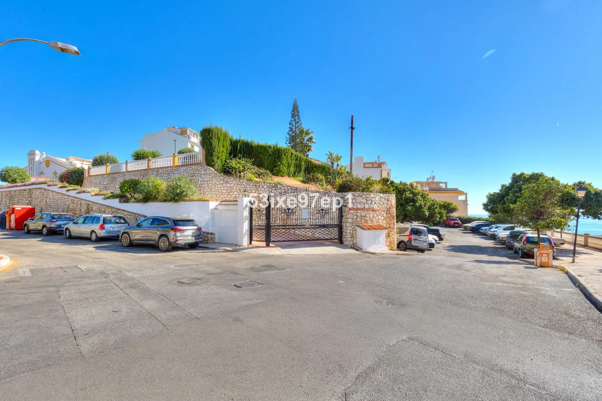 65e8165a-c2db-49ca-bb3b-0acdb4d8cdd0