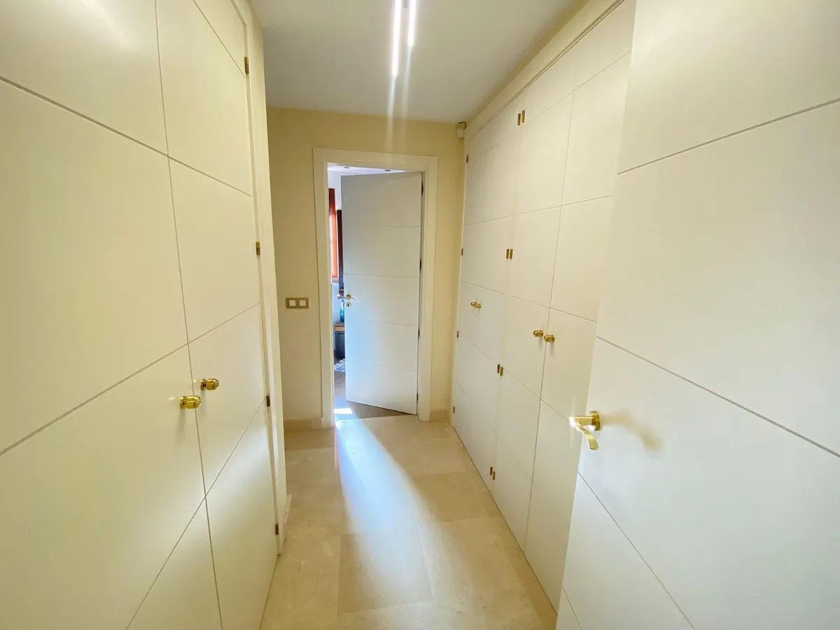 b12863a3-d169-4cdd-8eee-85300aaa32a8