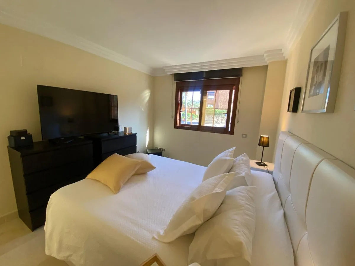 d5a3360f-b761-484b-b593-2733ff9cf96a