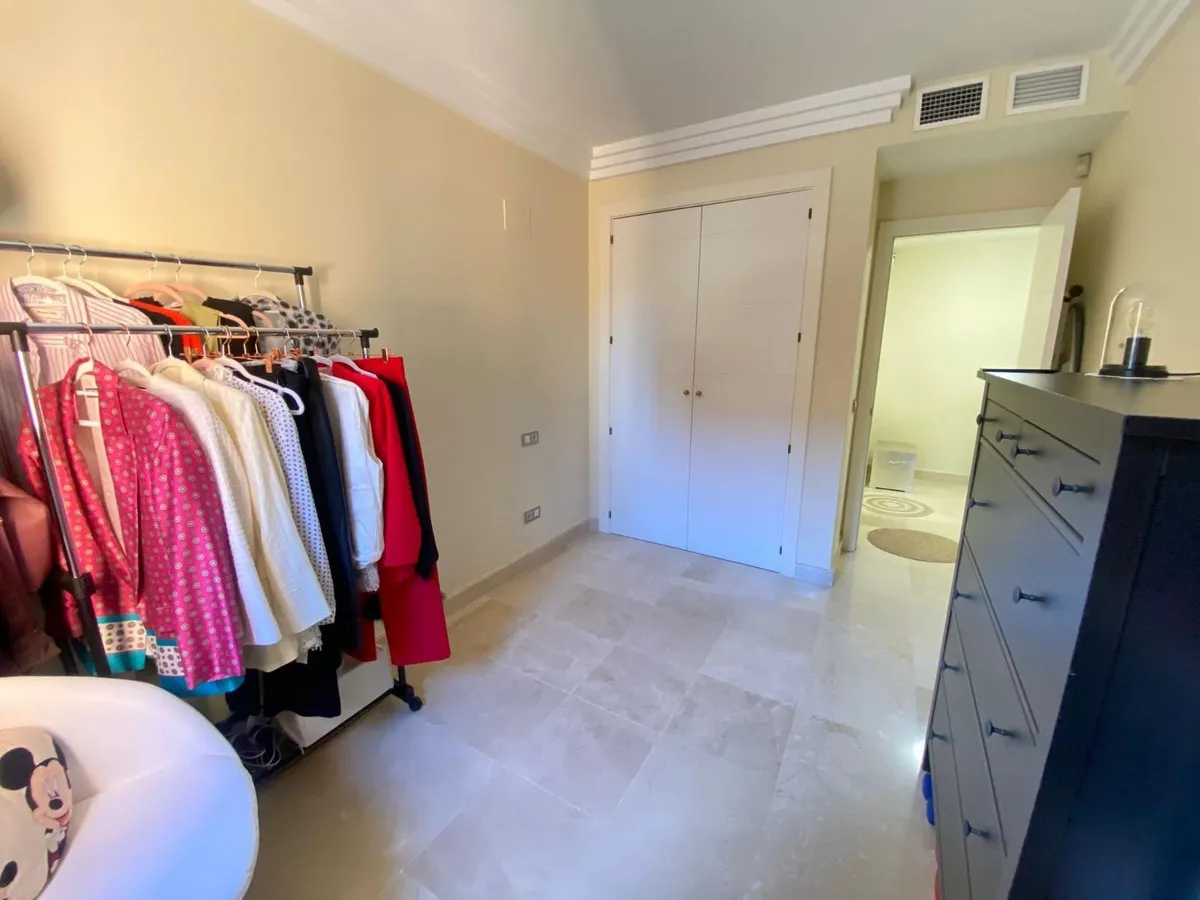 fb35eb9f-2db1-47b2-ac0d-740be0421c3d