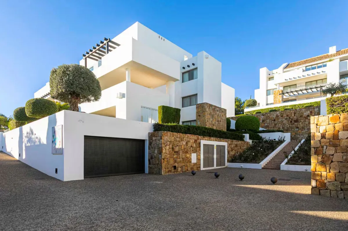 a7e11b7b-6923-4b14-aaca-1ad6a34a2ac5