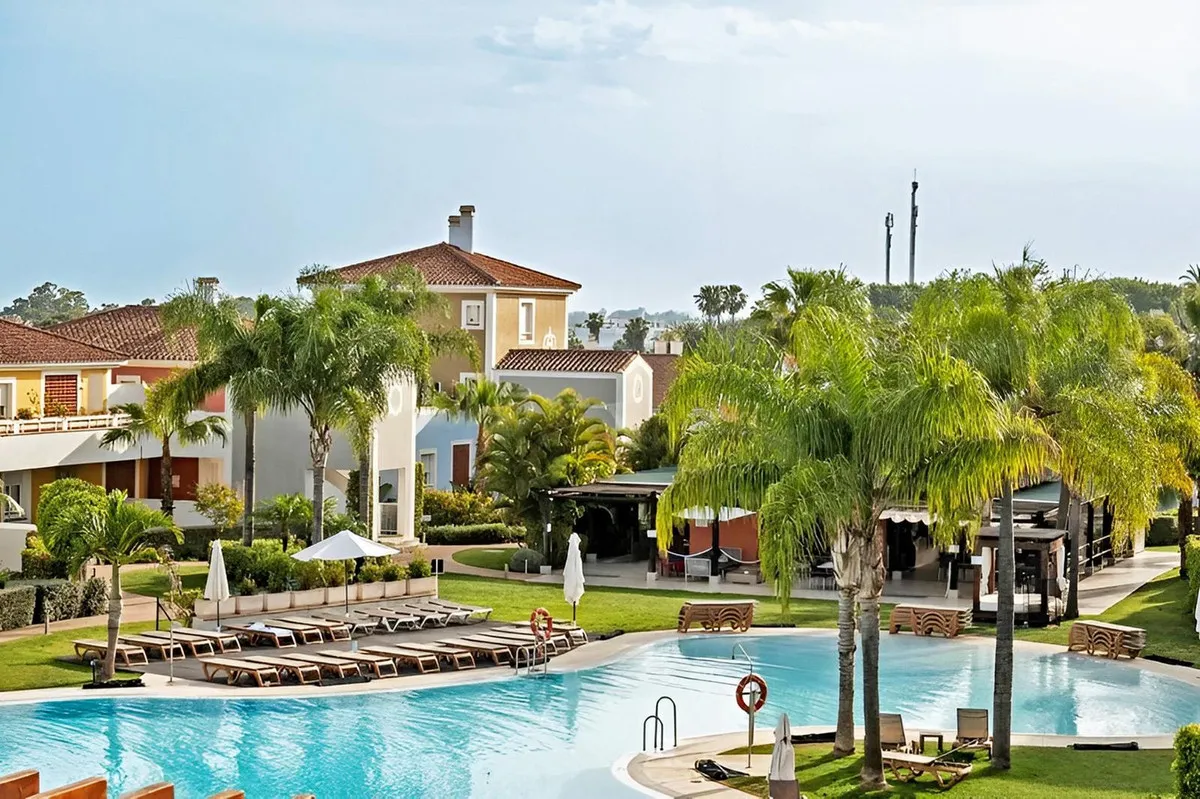 128281b4-722e-46dc-bee4-ca072ba93c3a