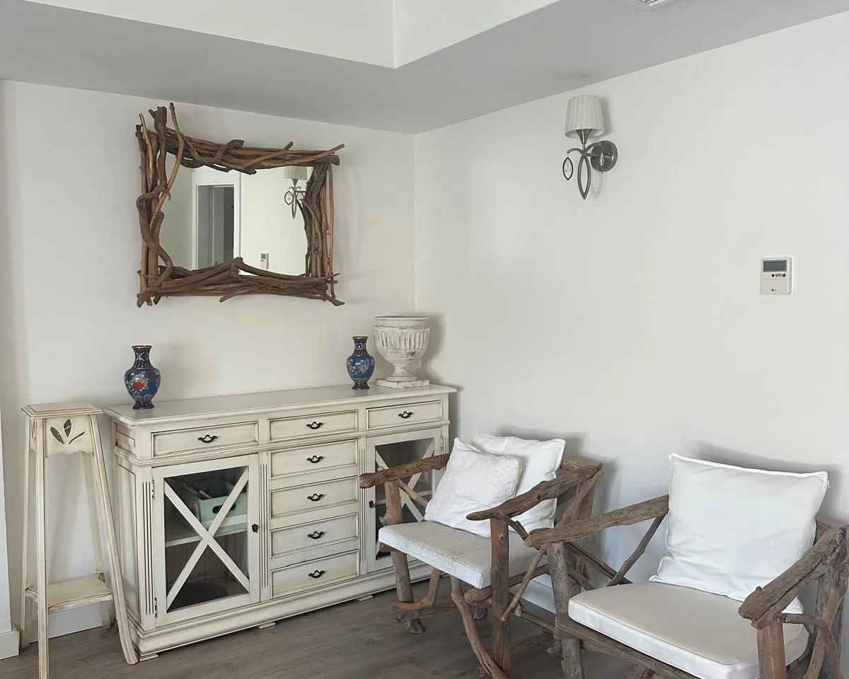 a1cce47e-e95e-41d3-8fc1-316cccf3fa70