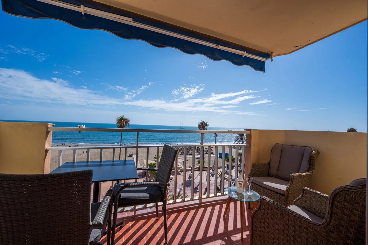 ce1a3d4e-d686-4004-b251-e66a42472064