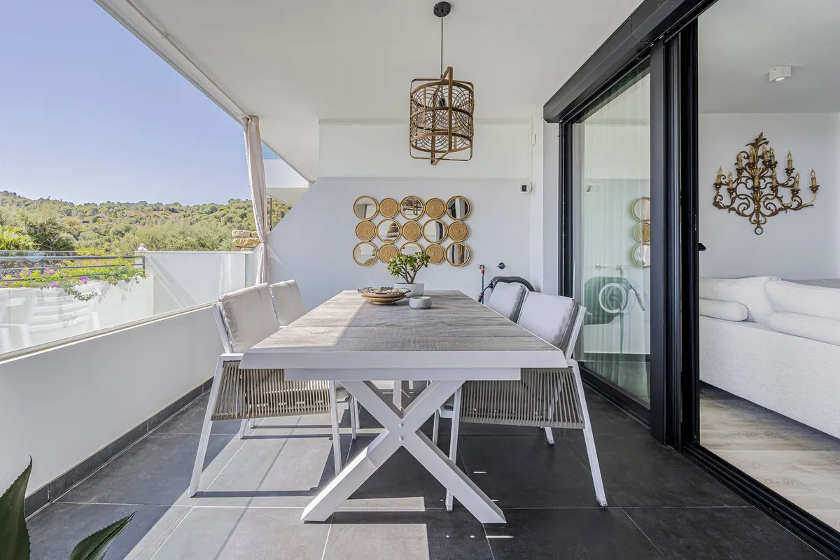 4ff0b117-c665-4f82-99a6-2455ca3d411a