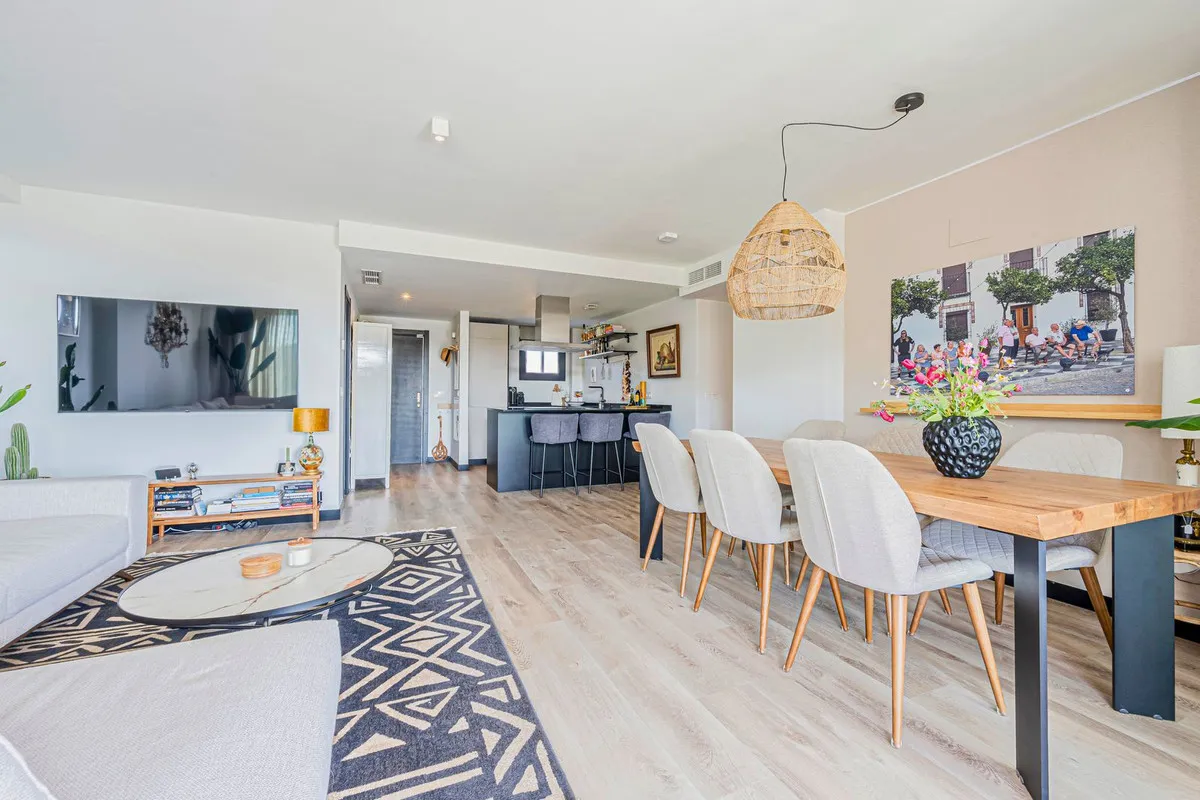 aa7f57fc-4a52-4f95-832a-0b19dd9f14f6