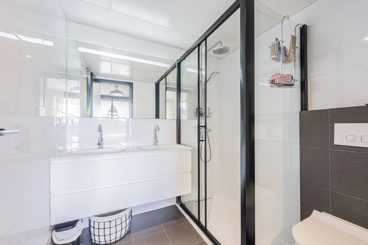 e67914a2-7092-4098-ace5-934241540277