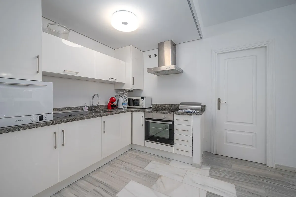 5a8f4307-270f-4fb8-9456-72f5ca3ebb47