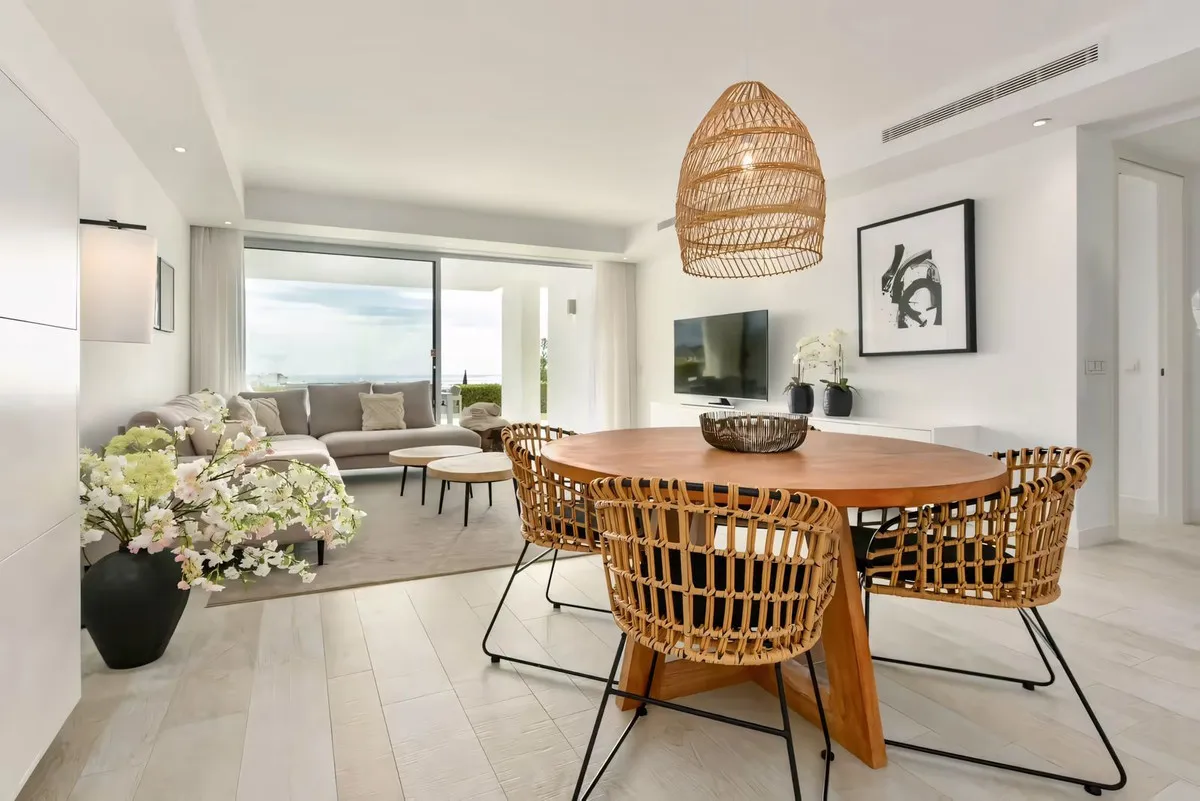 123f62a9-3a59-4f00-9ba4-15b690b51c90