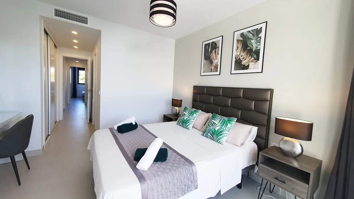 7ce90df8-a8b8-4e9f-9f82-edc4b19e5eca