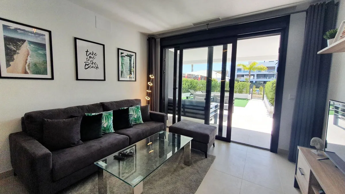 bc4a6c4d-35b9-43fc-8490-532d938b7982