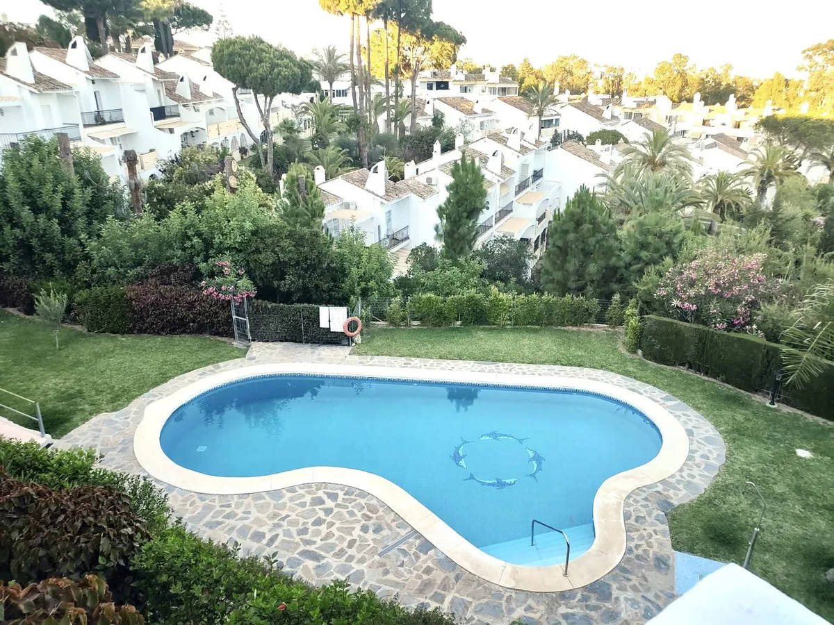 a0053441-6771-4ef0-a96a-d493be3a0d5c