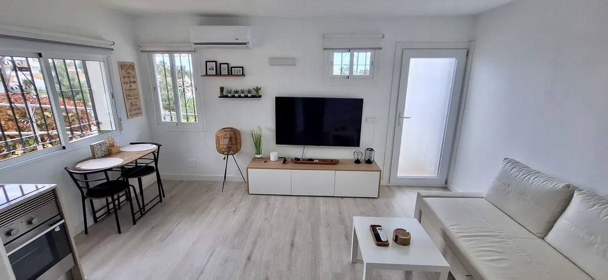 cc5a02ba-bced-476f-91f9-e57a13c45d7c