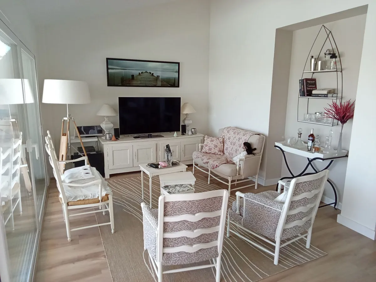 38c3bbad-8594-4a7d-b1e6-784493e2cabe