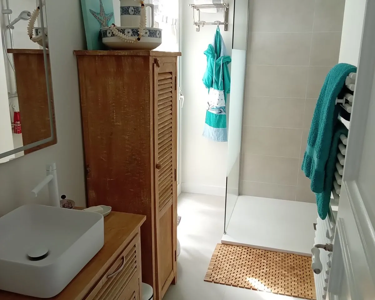 724e3f65-7613-4a98-9649-78a77a6e7e99