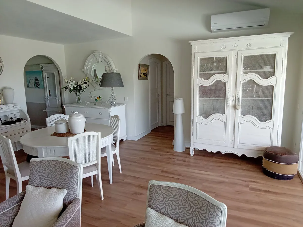 d6efd2c9-40bb-4f59-b804-38bc4dad8b83