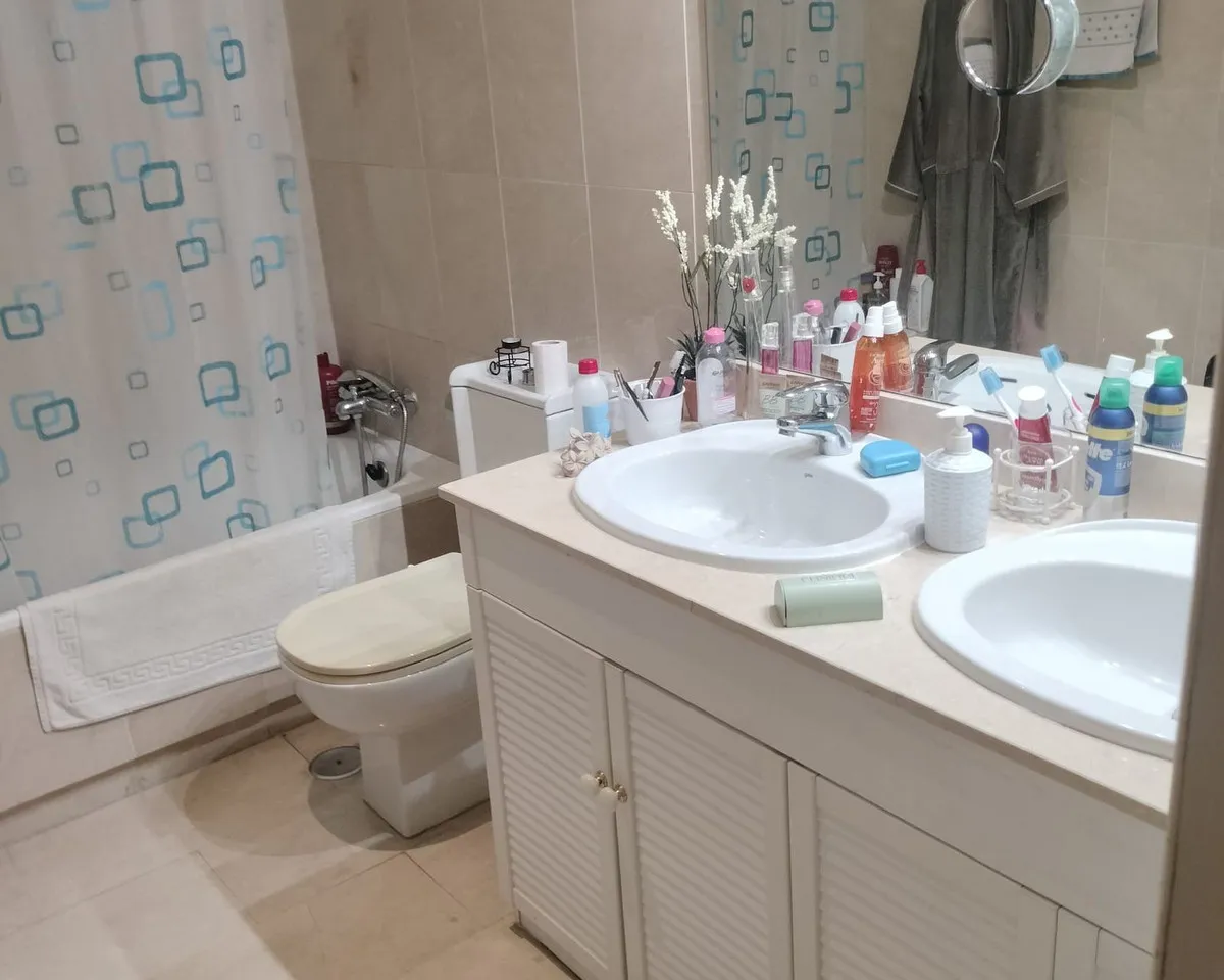 9b26d649-d1a9-4eb6-94f2-ca4855812d5f