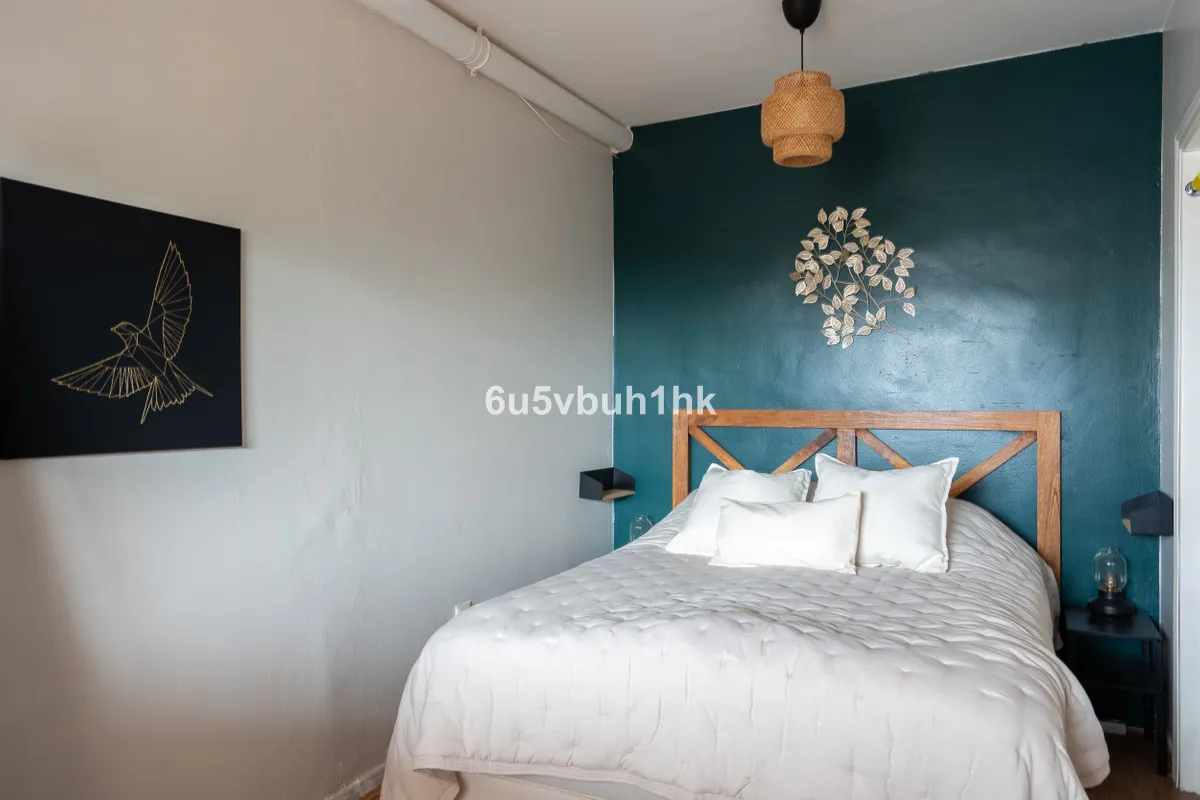 1200d82b-9a41-437c-9246-4cb42b48a553