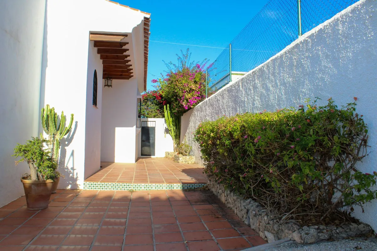 a3c20b19-6567-424f-a4ca-8a2580725841