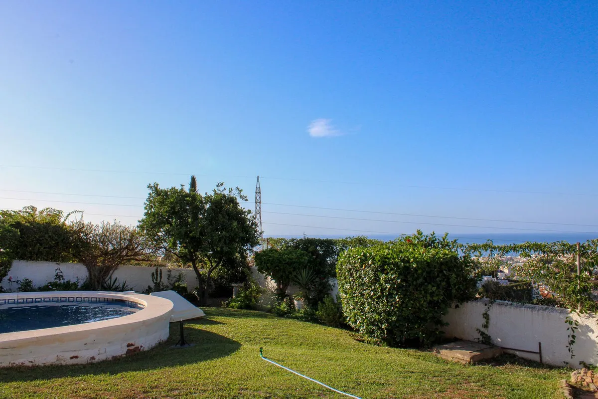 a3d6fb77-b068-43d1-886f-32617a963faf