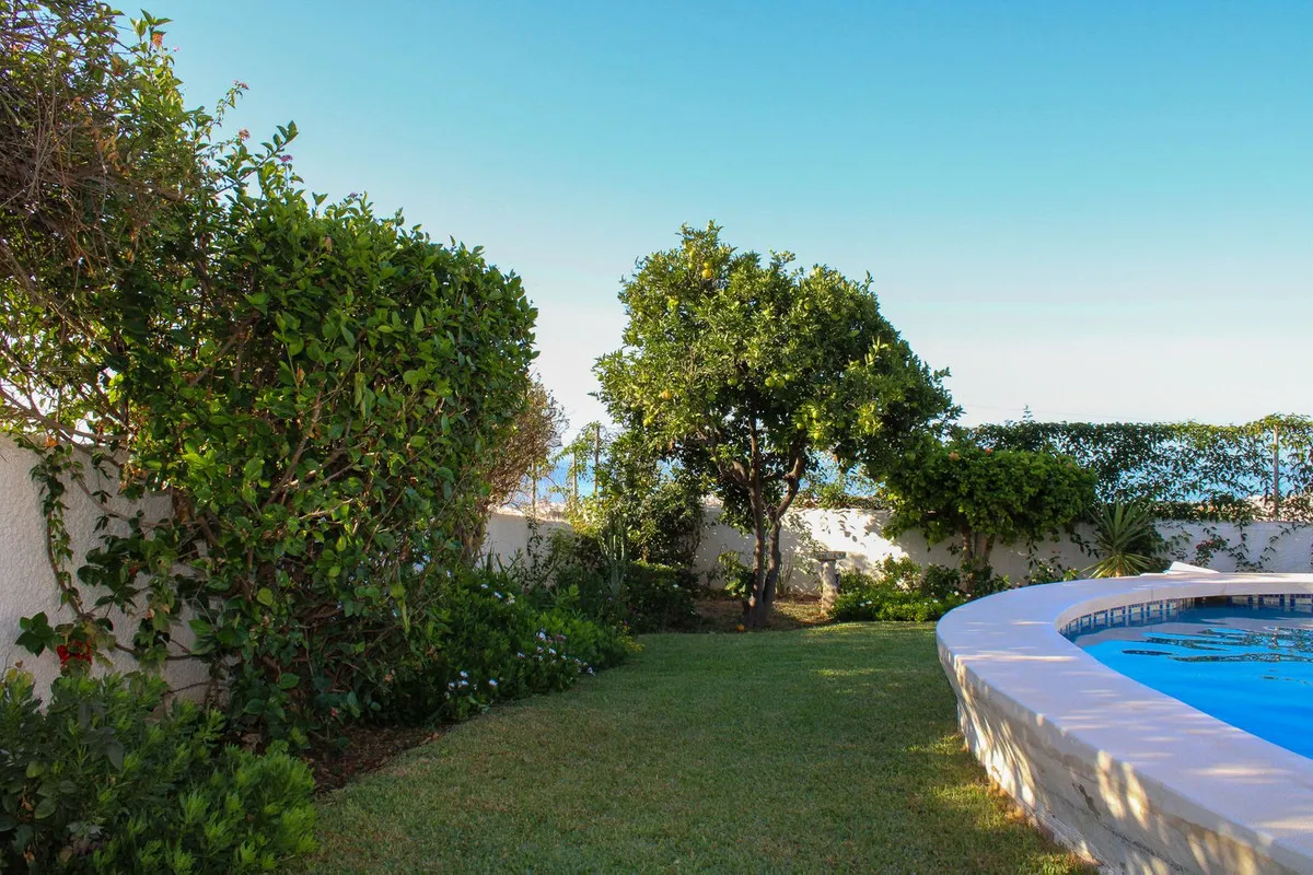 bbde03fb-82a1-4a9b-ab61-aa2759b1ca24