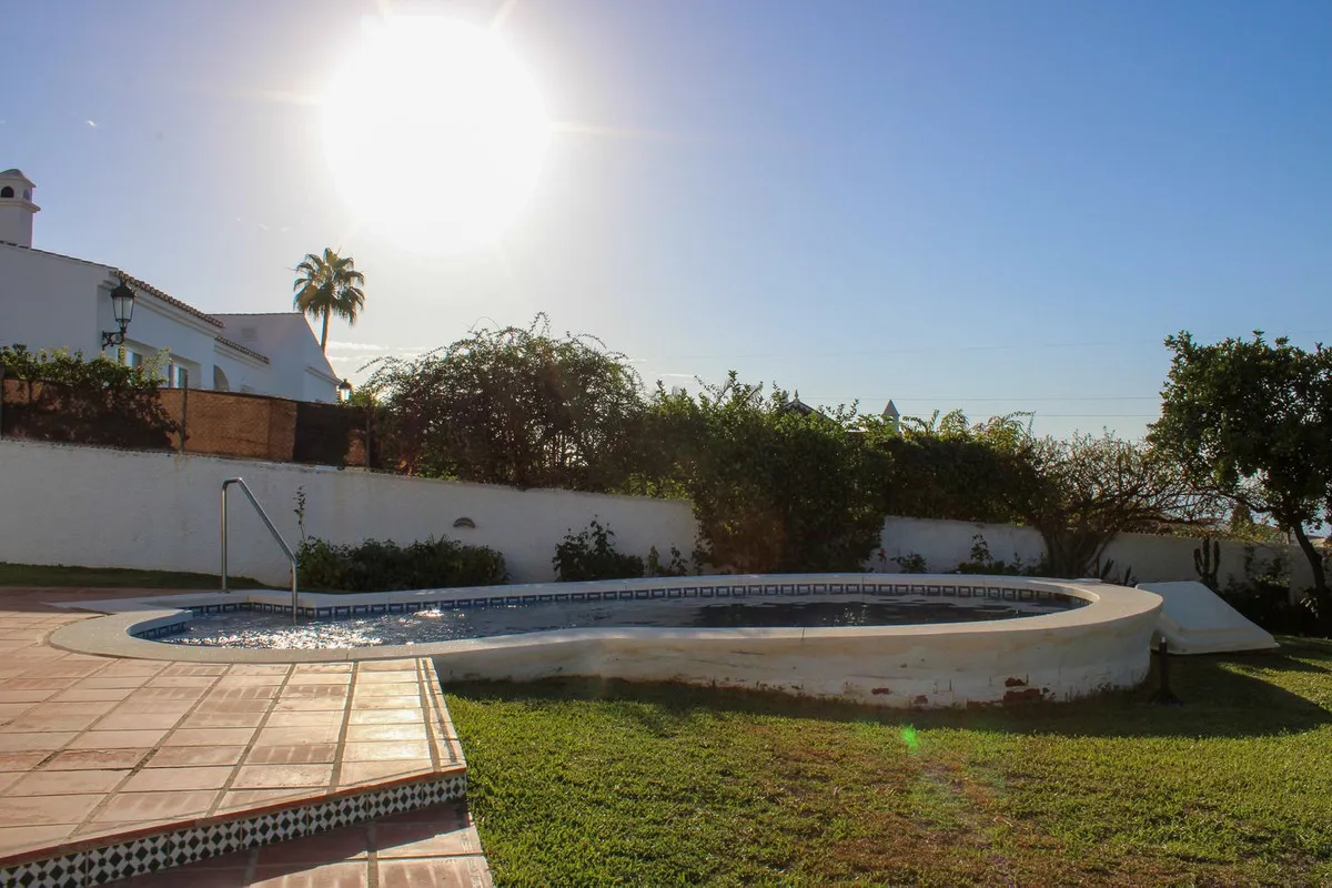 fd7dc7b8-badf-419c-a057-3ce2b3b8baee