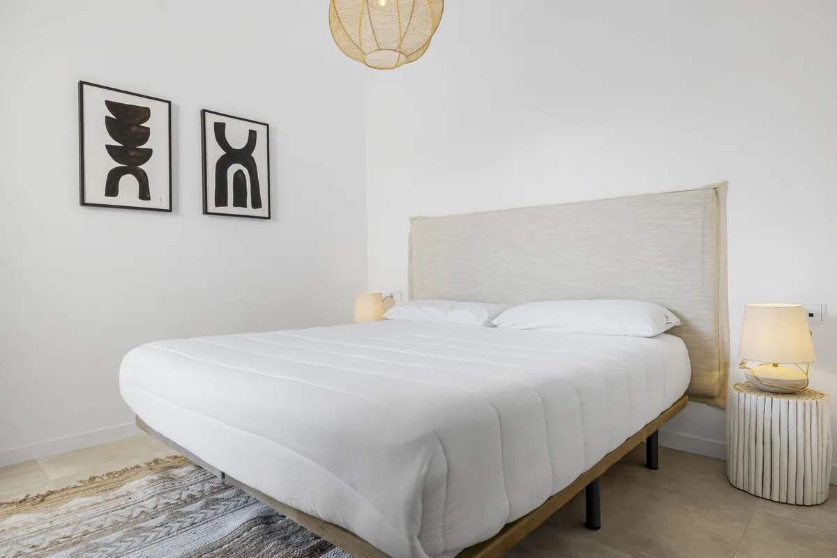 21bcd225-9586-4d16-82e0-77046f16064b