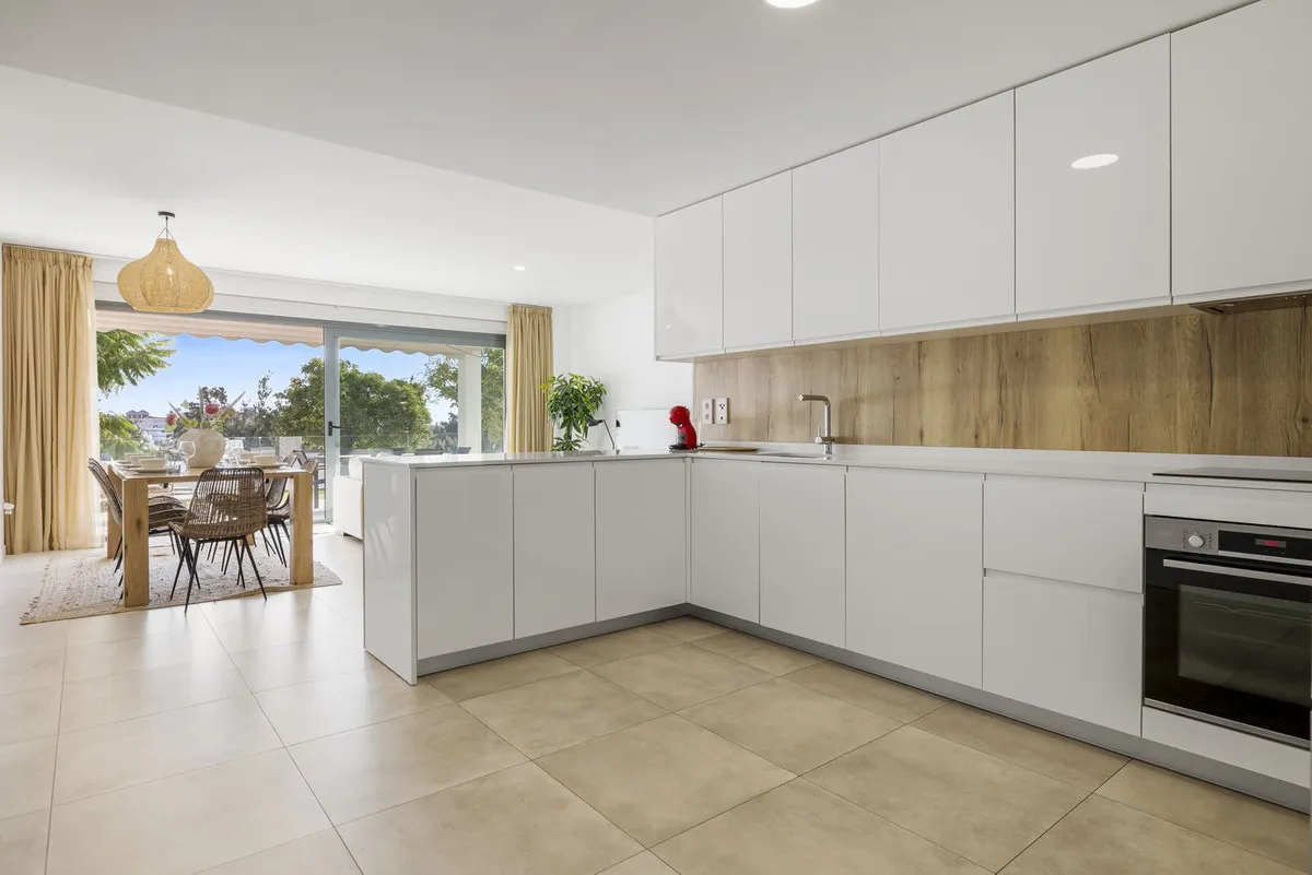 49f86aa2-a138-4ec3-814d-9107e8db78fe