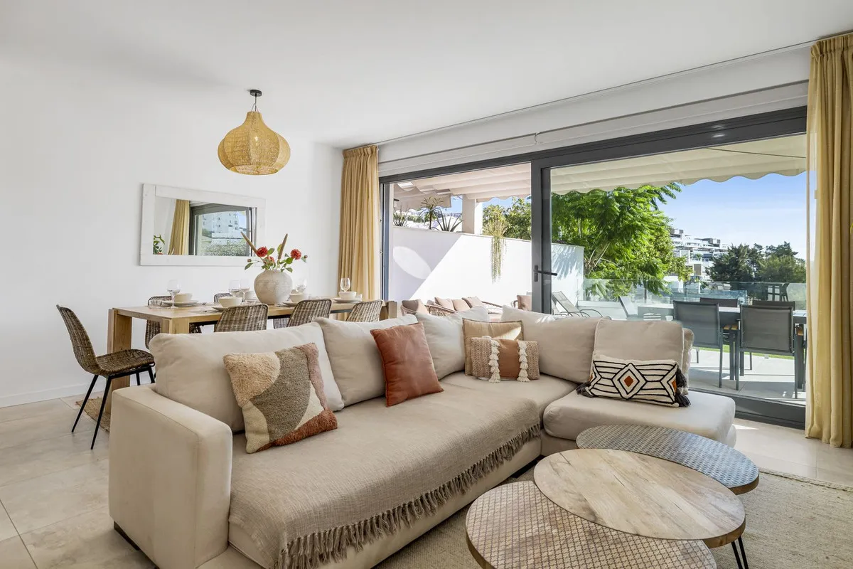 ede81b2a-48af-4d02-93ec-58b3a08e032c