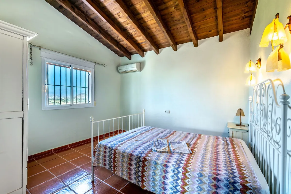 db6939b6-7221-4964-b77c-29a742c065ee