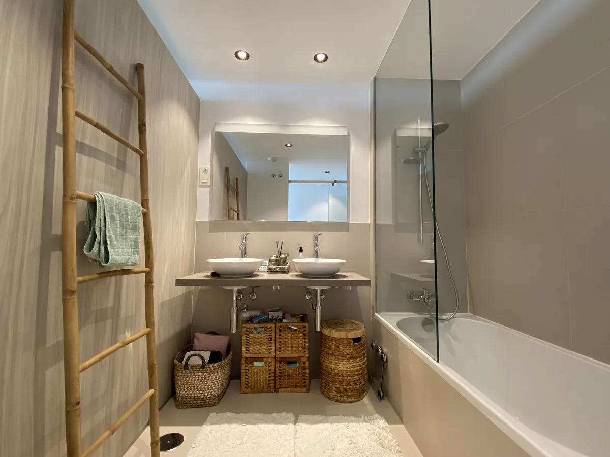 416fc180-5509-4e2a-8bbb-297fa120d799