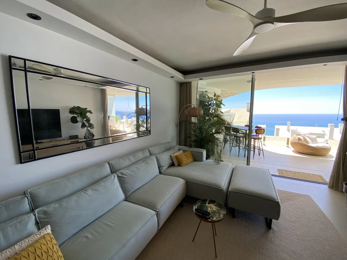 ebf0736a-6c65-4fbf-8b7c-e705917266a7