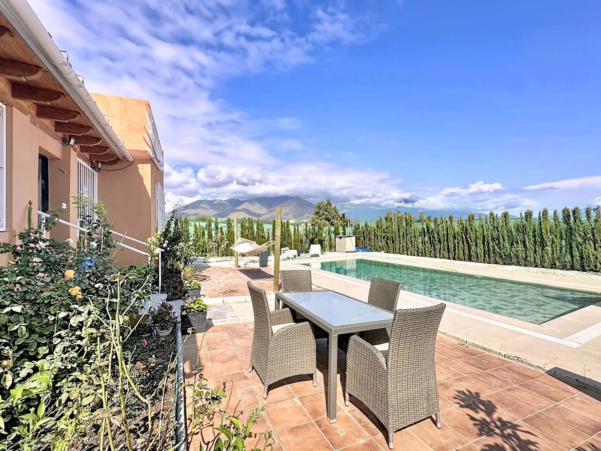 26917264-a01d-4b4c-bfdf-7afc5f5d5c0d