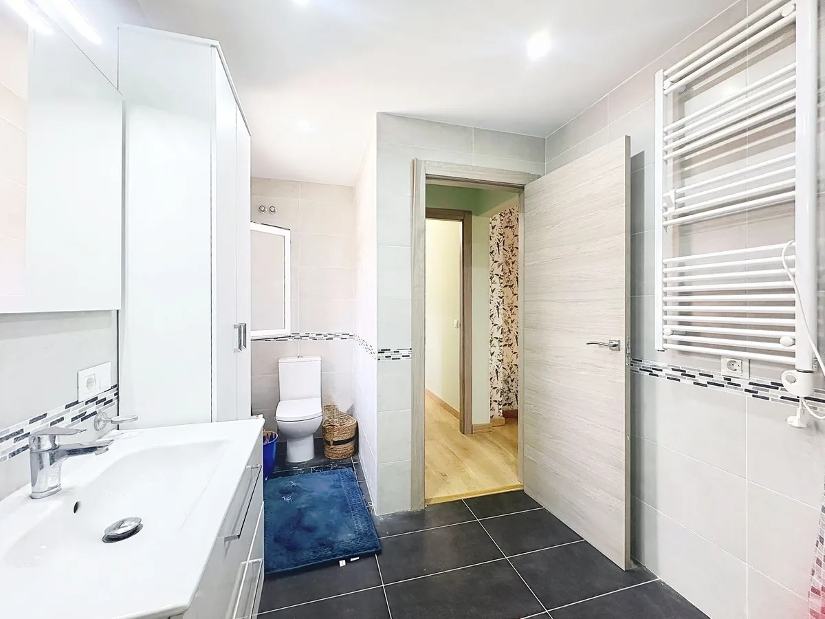 7cd58aba-c433-4cd0-8dd8-1a26f77b4870