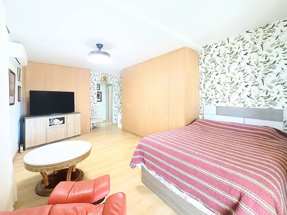 a28ae16f-069d-418b-8ab0-b82f646a5002