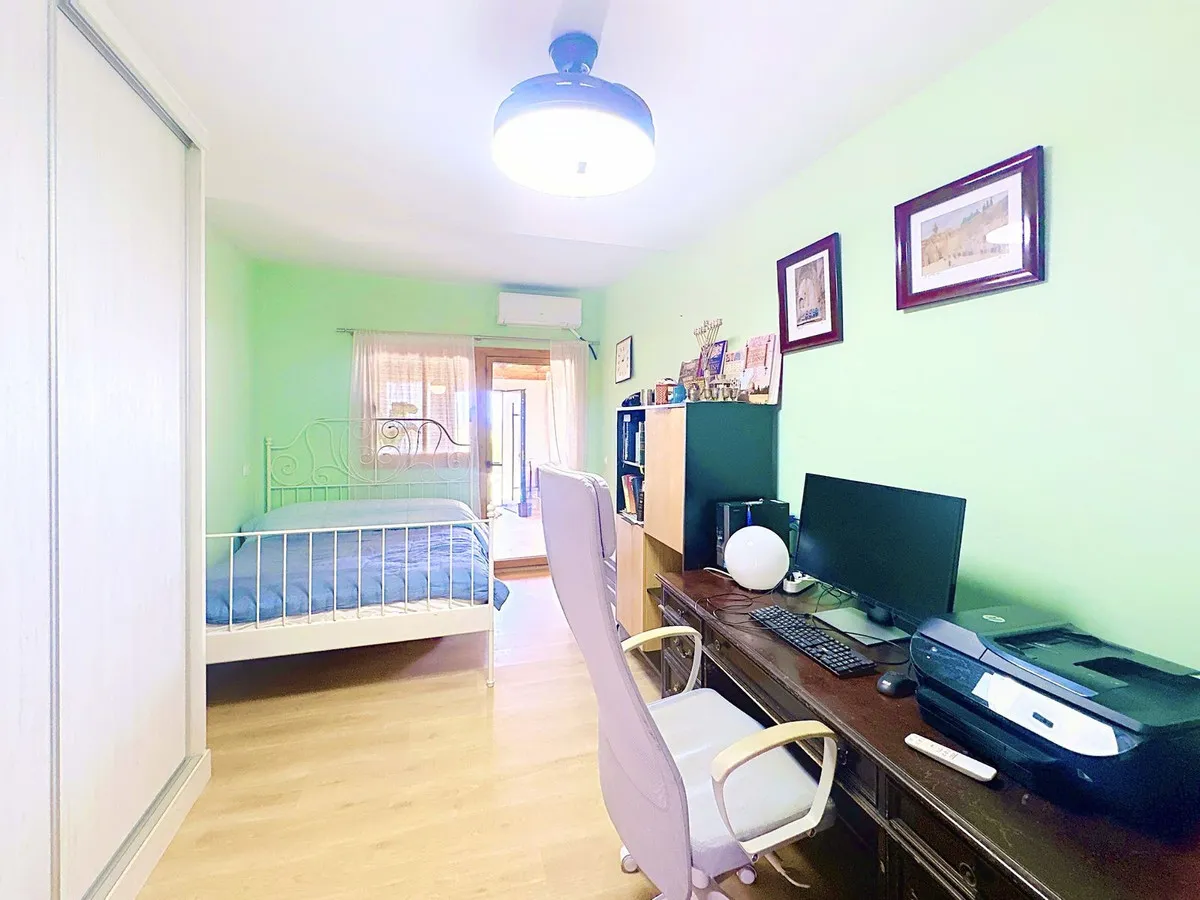 cebd72b4-9864-43e7-84e0-6983c790ba7a