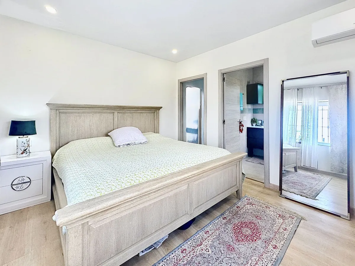 ed79f1be-1db0-4f8c-a4bf-4db867d8e794