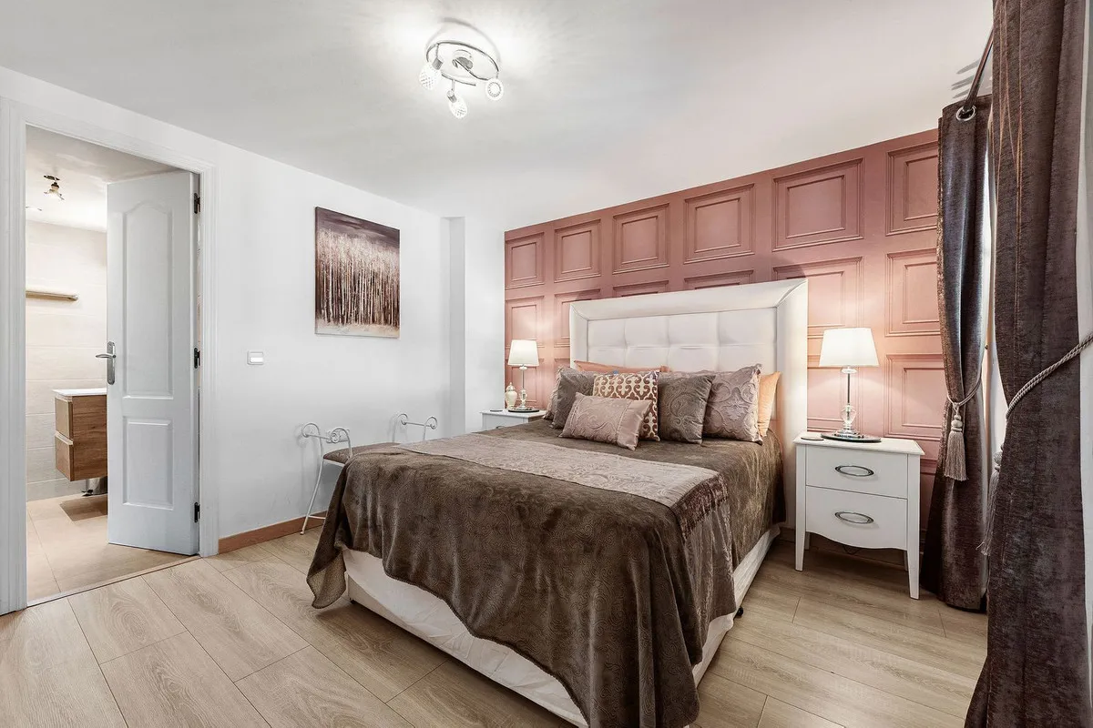 c481ef67-cc6a-4c61-91f0-9b6cbd9a8d81