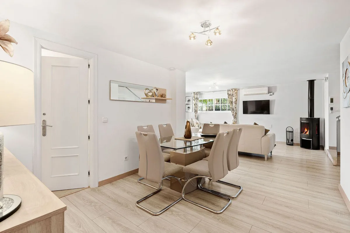 cf3cd926-75a1-4310-a3fa-3e95e13f138d