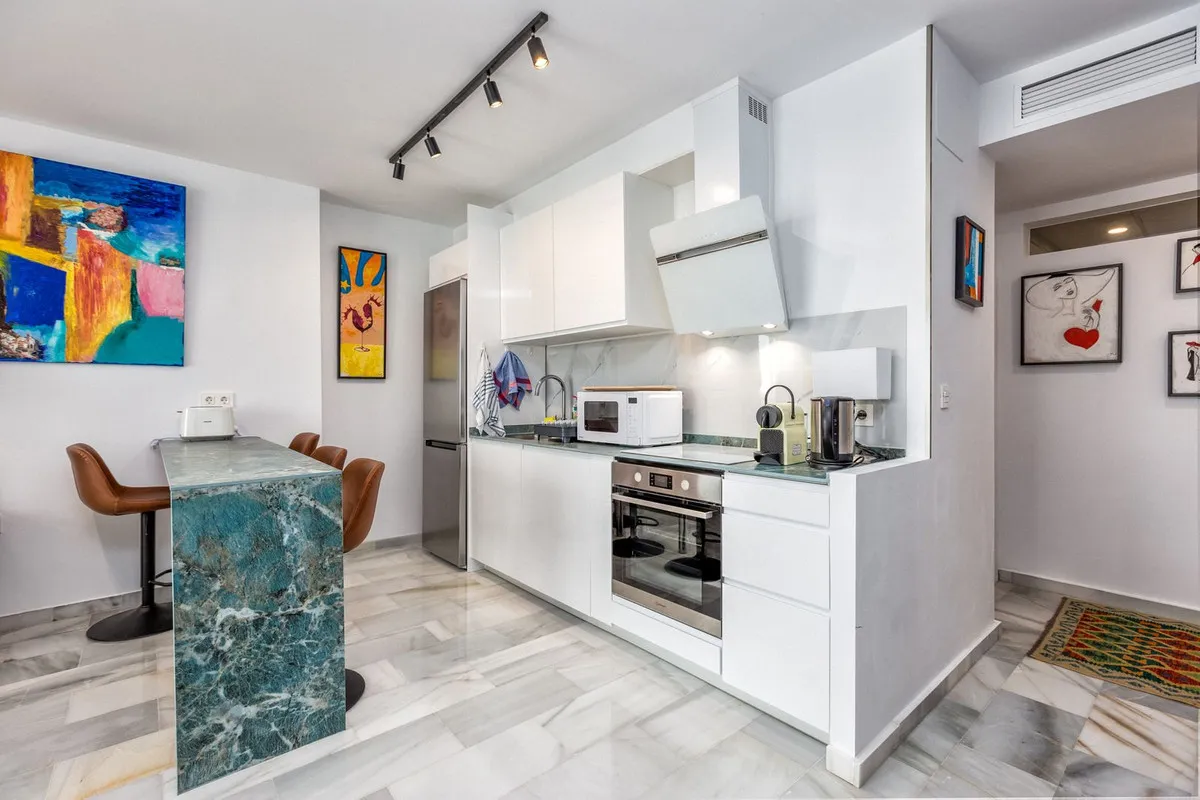 e5f71662-e522-403f-9d97-730ec44d4b12