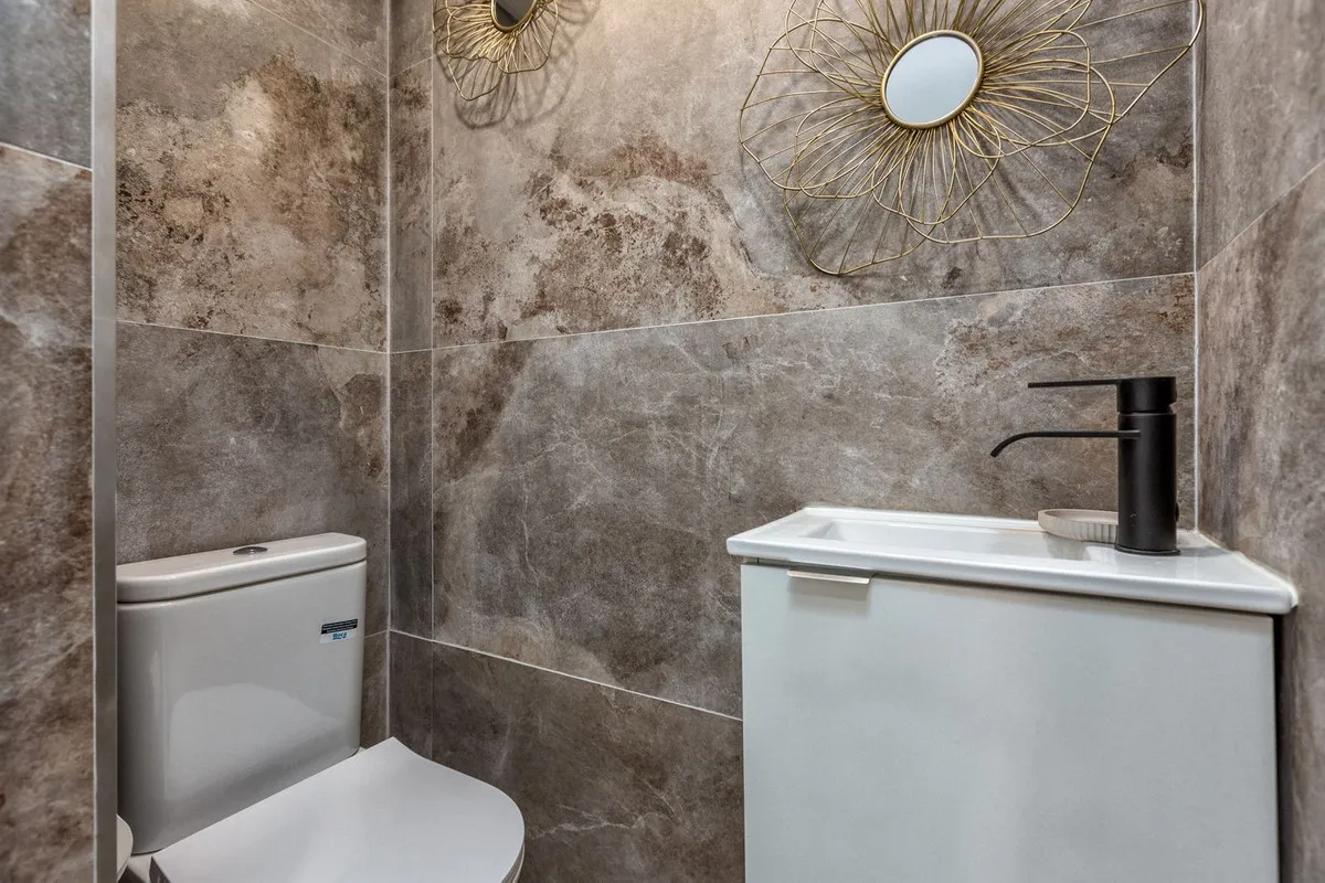 f8cdc1e0-dea1-4c21-912b-bec450ee1fea