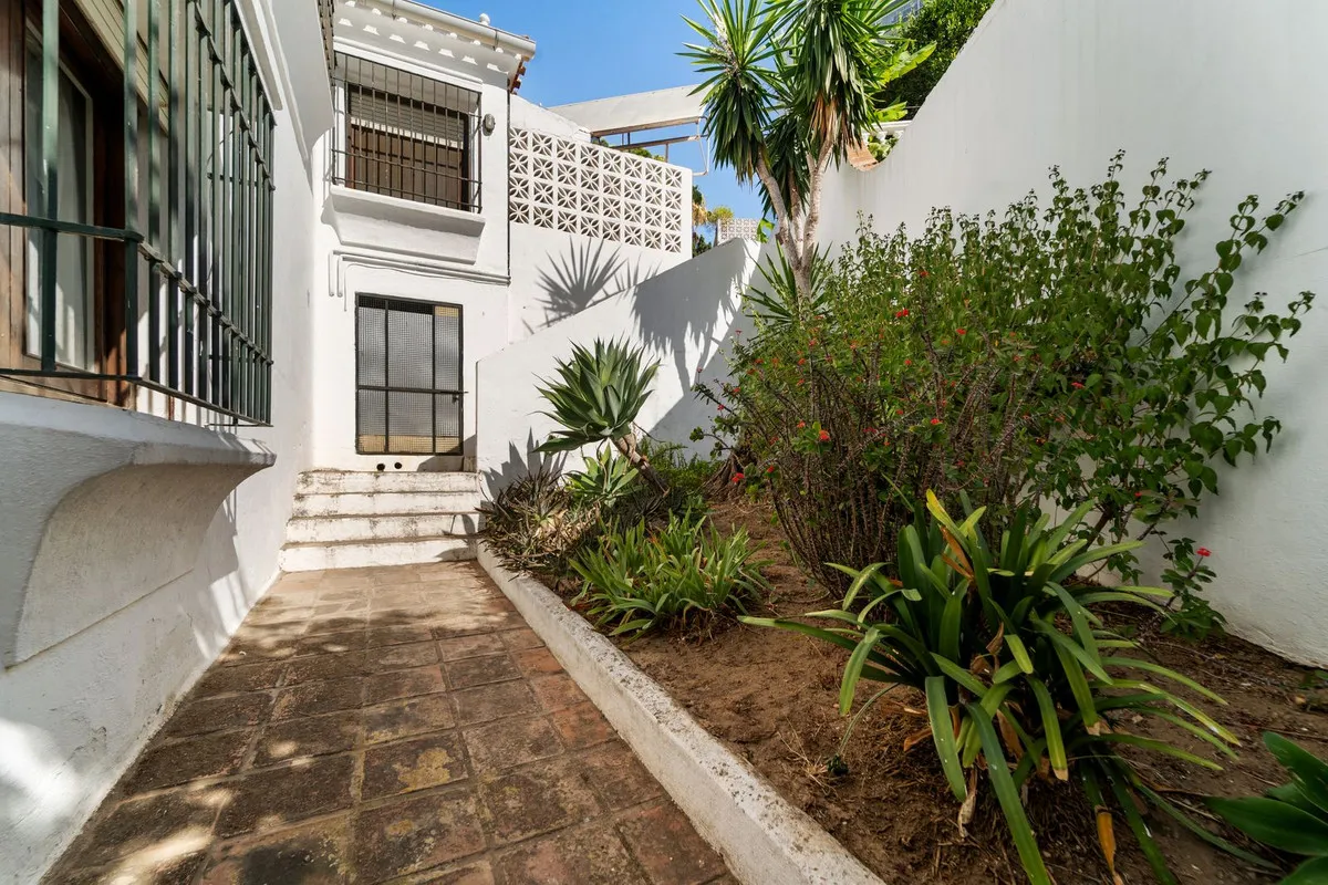 4210a5f9-372a-495b-b461-445db0df0c54