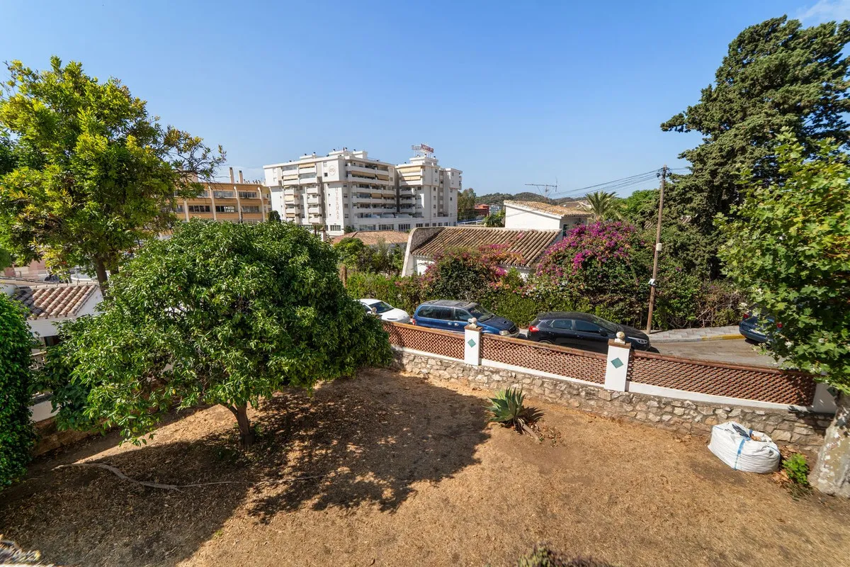 8e6c6524-0d32-46bf-b8f9-03a87cd28a2c