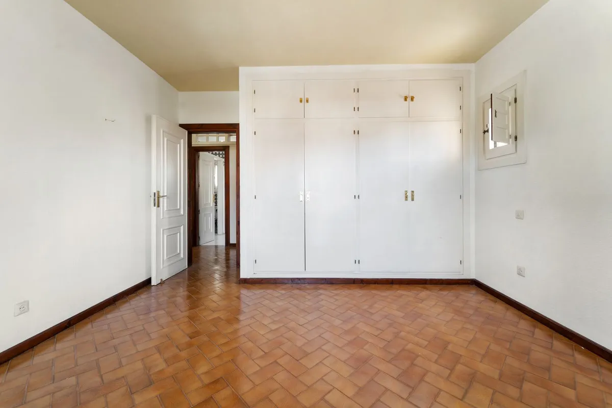 98bb13c8-7b12-4ef6-9f8c-c91988cd5fe9