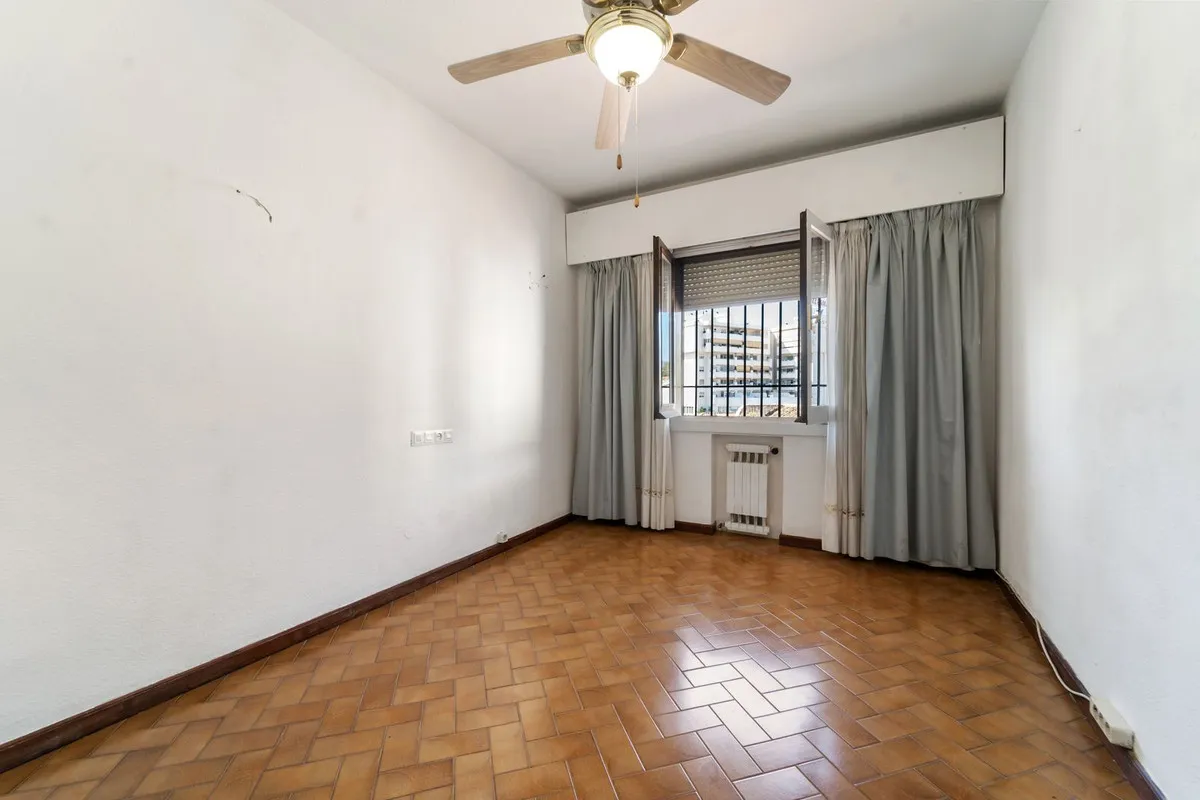 b6428fad-6f01-4080-bcbb-59647239664a