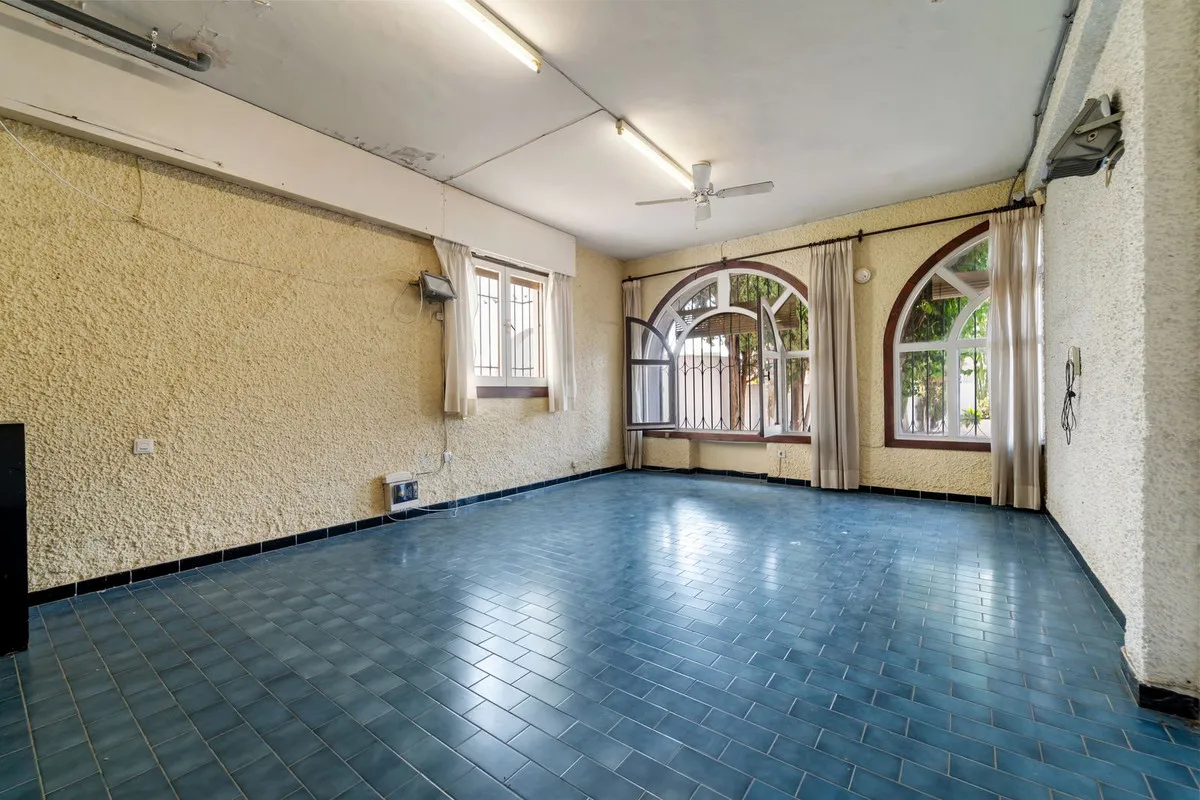 eee38e24-b205-4fb9-82ef-c7f40ffccc52